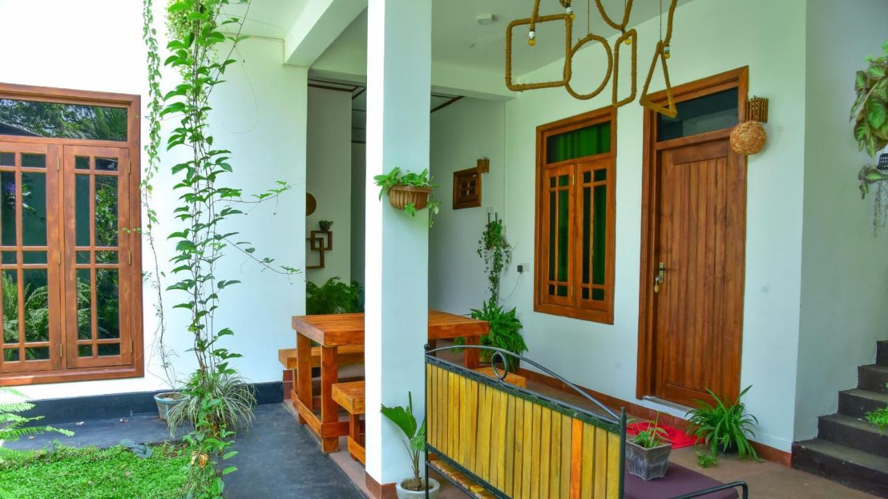 Menara Green Inn Dambulla Exterior foto